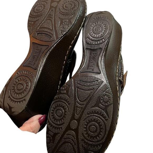 Born women’s clogs, mules brown slip on, women's size 10/42 - Picture 7 of 7
